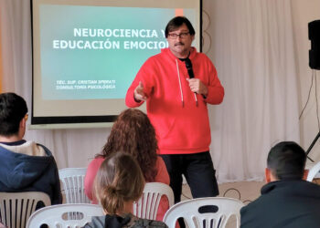 Colón fortalece el deporte con formación en Educación Emocional y Neurociencia