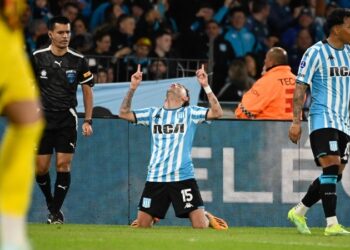 Copa Sudamericana: Racing clasificó a la semifinal tras ganarle 4 a 1 a Paranaense