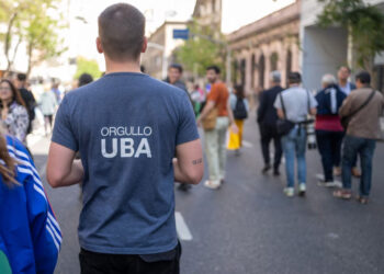 El Gobierno vetó la ley de Financiamiento Universitario tras la multitudinaria marcha por la educación pública