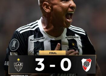 Atlético Mineiro goleó al River de Gallardo en Brasil