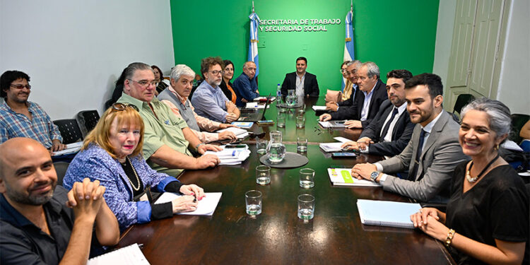 El gobierno presentó una propuesta salarial a los docentes