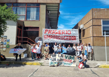 El Gobernador visitó la «Histórica» con agenda interrumpida por reclamos