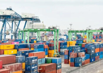 Eliminaron una retención del impuesto PAIS