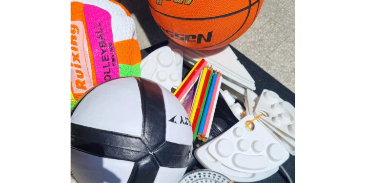 Villa Elisa: Se entregó material deportivo y educativo a las escuelas de la ciudad