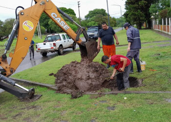 Paraná: Realizan tareas de mantenimiento en la red de agua potable