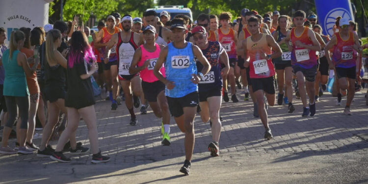 Prueba Atlética ciudad de Villa Elisa