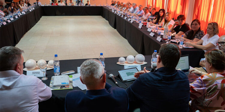 La Comisión Provincial de Turismo se reunió en María Grande Entre Rios