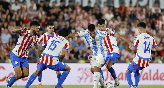 Argentina se quedó sin ideas y cayó ante Paraguay