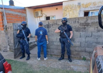 Concordia: Secuestraron armas, cocaína, marihuana y arrestaron a ocho personas en allanamientos