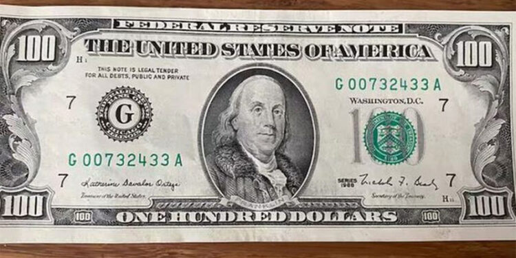 ¡Atención! Cambios en los billetes de 100 dólares y alerta por estafas