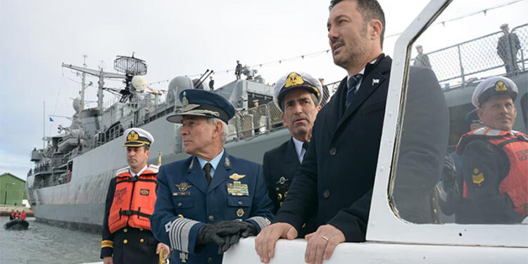 El Gobierno envió al Senado el pedido de ascenso de militares, familiares de represores