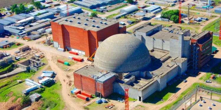 Plan Nuclear Argentino: advertencia de científicos por la falta de anuncios del gobierno