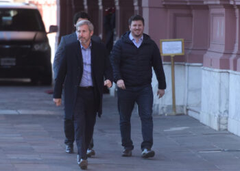 El Gobierno de Nación acordó con Rogelio Frigerio el pago de $2 mil millones