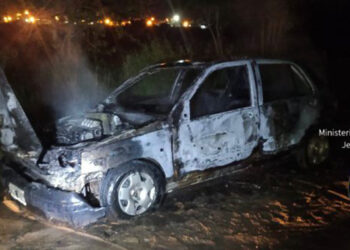 San José: Incendio de Automóvil en la vía pública