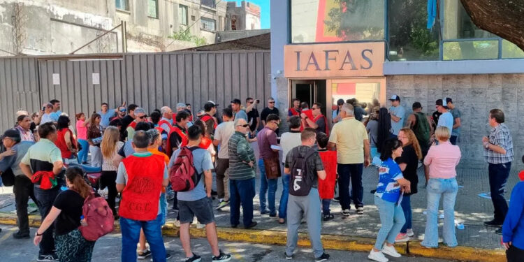 Paraná, el Sindicato Sedapper realizó una movilización para reclamar por los casinos y empleados del IAFAS de Entre Ríos