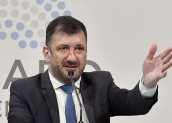 Fue ordenada la detención de Kueider el Senador del escándalo