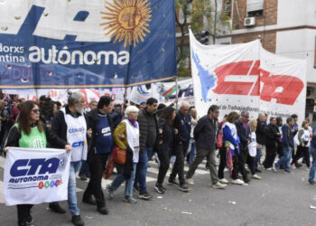Comenzó la marcha contra el Hambre a Plaza de Mayo