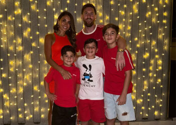 La foto familiar de Lionel Messi y Antonela Roccuzzo en la celebración de Navidad