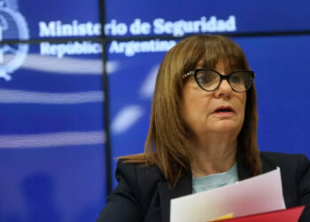 Patricia Bullrich visitará Misiones para inaugurar el paso internacional Yacyretá,  y Loan? donde está?