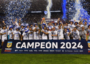 ¡Vélez campeón!