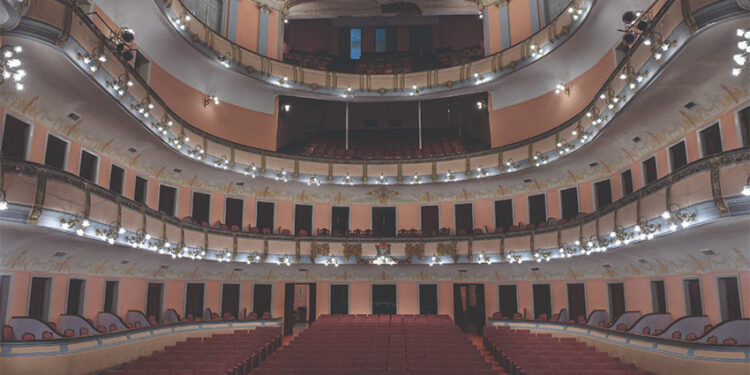 Paraná: Difunden la agenda de diciembre en el Teatro Municipal 3 de Febrero