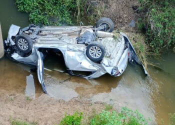 Despiste de automóvil en la Autovía José Gervasio Artigas