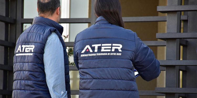 Aumento del 140% en los impuestos provinciales, y los salarios ¿Cuánto?