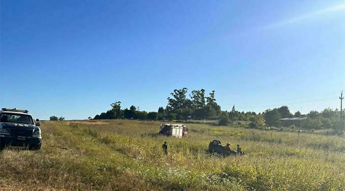 Accidentes en Colón: Automóvil despistó y volcó en la Autovía G. Artigas
