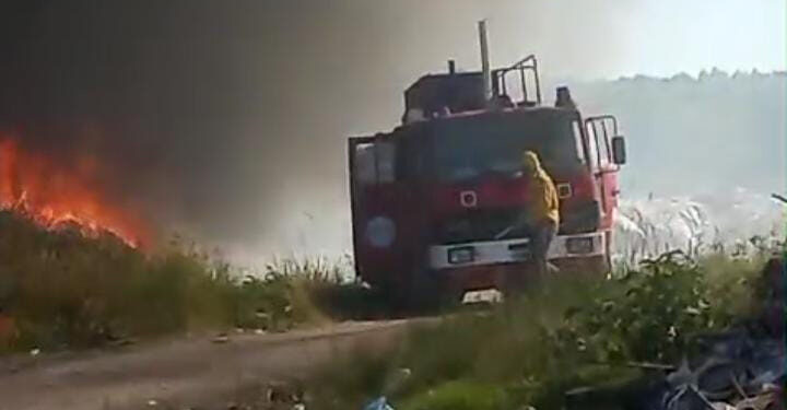 Incendio en el depósito de basura de Ubajay