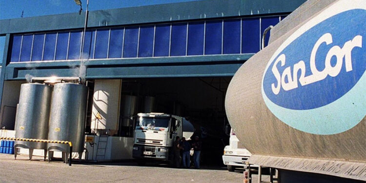 Le cortaron la luz a una planta de Sancor y hubo cerca de 200 despidos