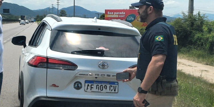 La “avivada” de los turistas argentinos que sale cara en las rutas de Brasil