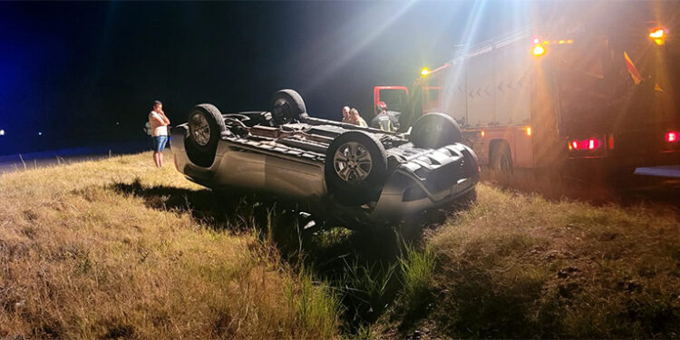 Accidente de Tránsito en la Autovía José Gervasio Artigas: Un Lesionado Leve tras Vuelco
