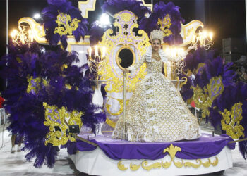 Santa Elena: Lanzamiento de los Corsos tradicionales