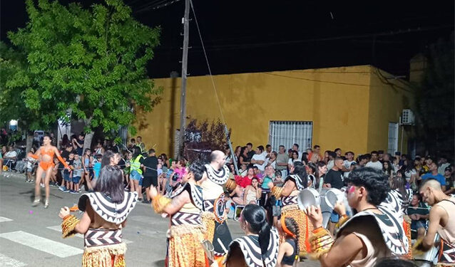 «Gran concurrencia en los corsos liebileños»