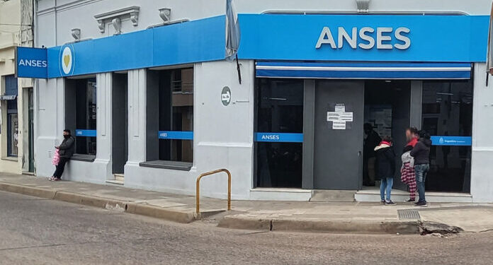 Calendario pagos ANSES para este lunes