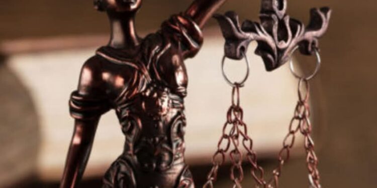 Colón: Denuncian al Intendente Walser por presuntas irregularidades en una licitación de la Fiesta de la Artesanía
