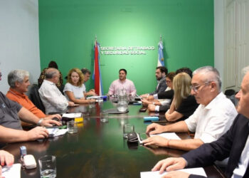 AGMER planteó las demandas docentes y firmó Acuerdo Paritario Salarial