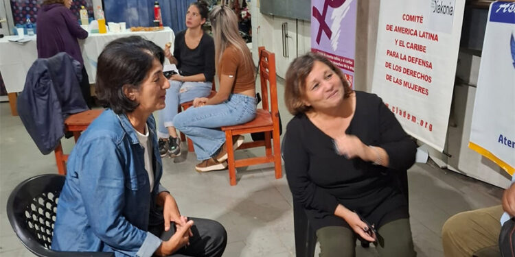 Se realizó el conversatorio «Mujeres vulnerabilidades y violencias en contextos actuales»