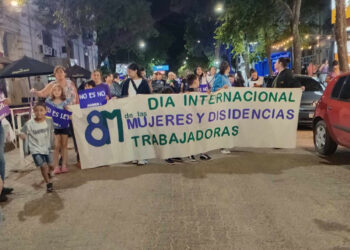 Arriba las que luchan