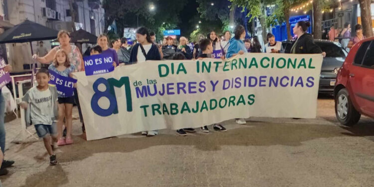 Arriba las que luchan