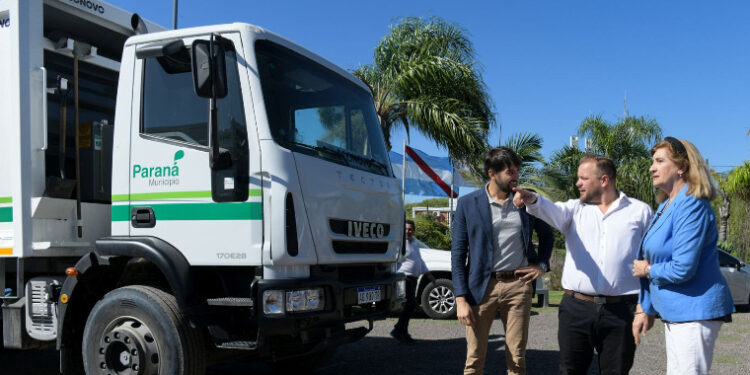 Paraná: El Municipio incorporó nuevos vehículos para el sistema de recolección de residuos