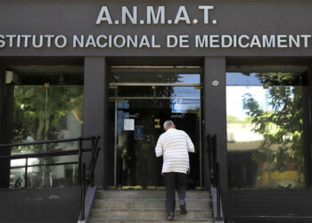 Anmat prohibió más de 20 productos para el cabello