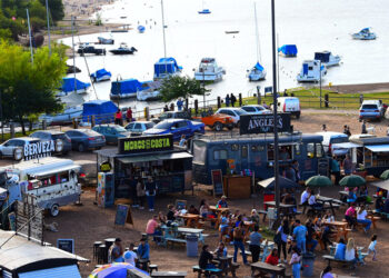 Semana Santa: viajaron 2,7 millones de turistas por el país y gastaron $733 mil millones