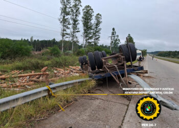 Ubajay: Colisión entre dos camiones en la Autovía Gervasio Artigas