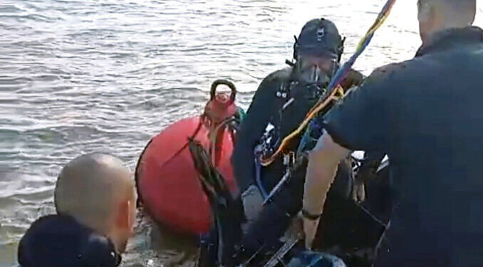 Paysandú: Buzos de la Armada se sumaron a la búsqueda de hombre que se arrojó al río