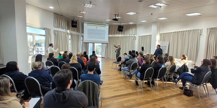 Colón fue sede de una capacitación sobre el nuevo sistema de documentación laboral digital