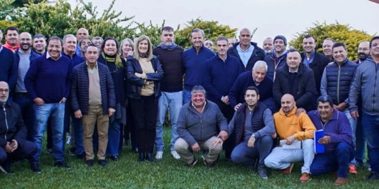 Entre Ríos: La cumbre de intendentes del Partido Justicialista apoyó las candidaturas de Bahl y Michel