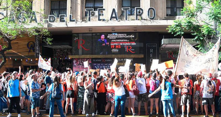 Quita de autarquía al Instituto Nacional del Teatro: Este sábado se realizará un “abrazo simbólico” en Paraná.