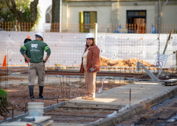 Villa Elisa: Recorrida por distintas obras en la ciudad