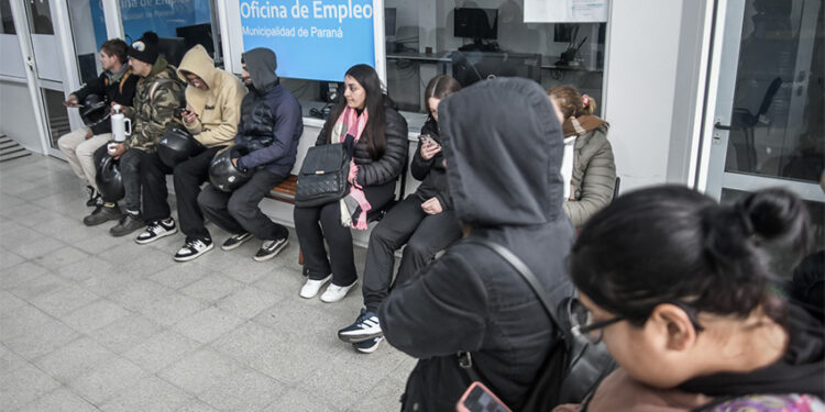Paraná implementa un Programa para fomentar empleo